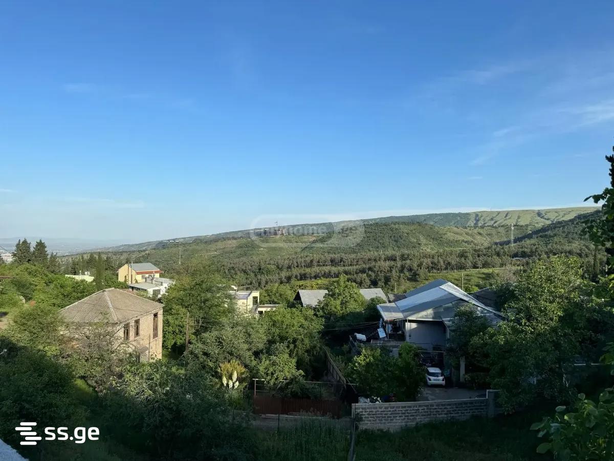 7 Room Private House For Sale view 5