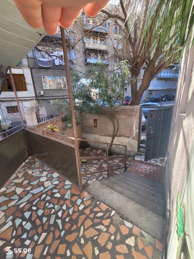 4 Room Private House For Sale view 15