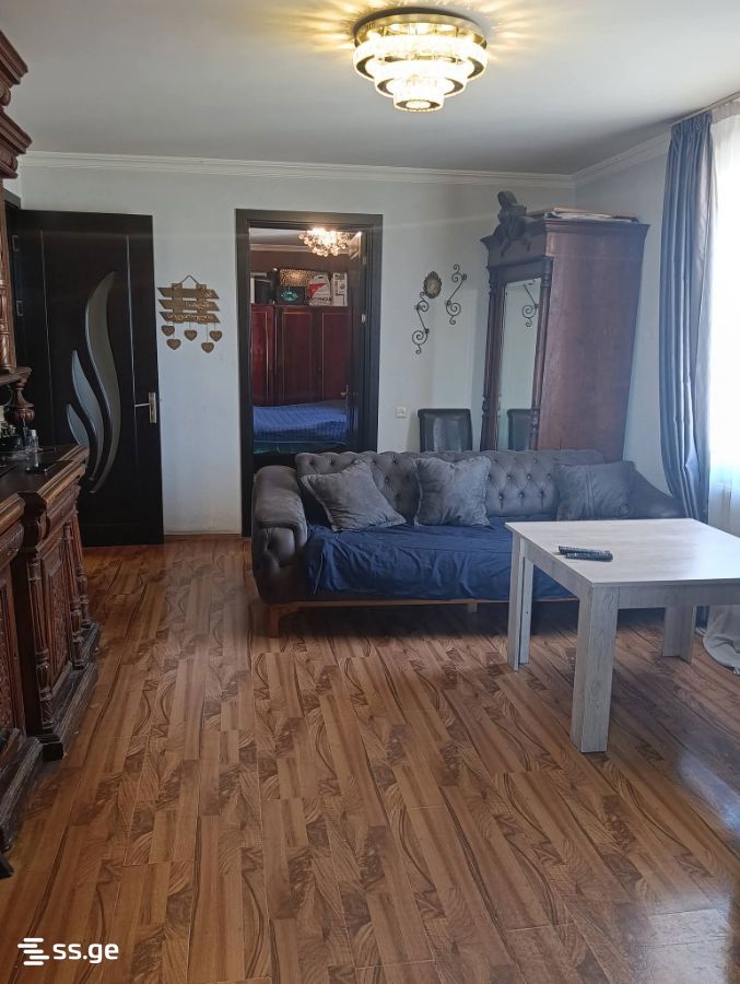 3 Room Flat For Sale, 3 of 4