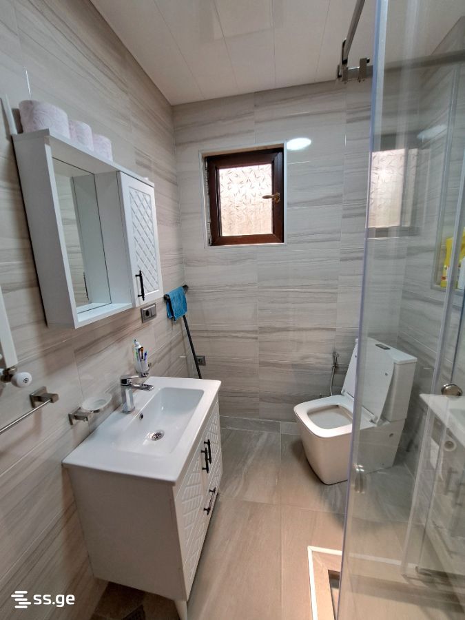 2 Room Private House For Rent. Batumi, 4 of 12