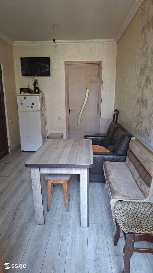 2 Room Flat For Rent. Lotkini view 5