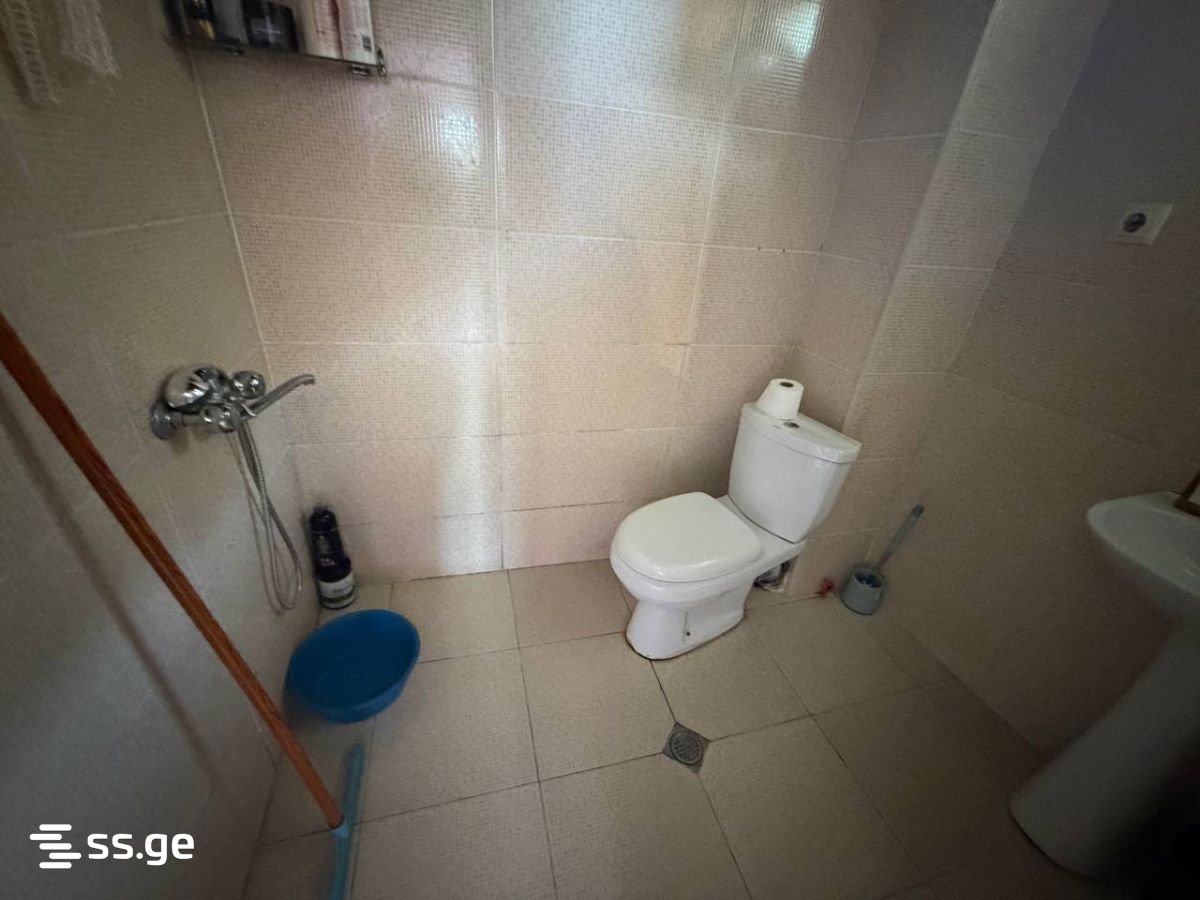 3 Room Flat For Sale view 5
