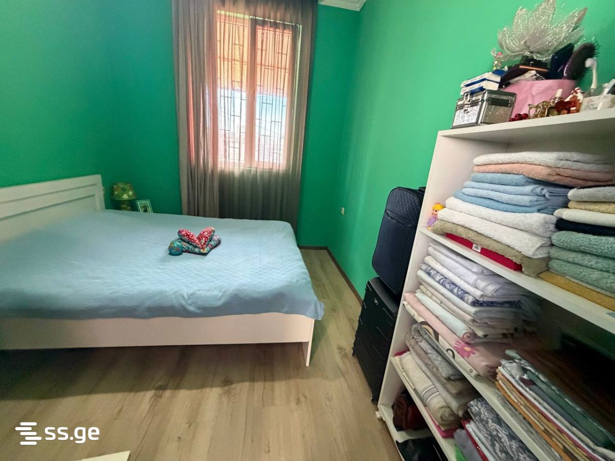 3 Room Flat For Sale view 4
