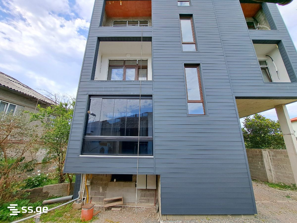 2 Room Private House For Rent. Batumi, 8 of 12