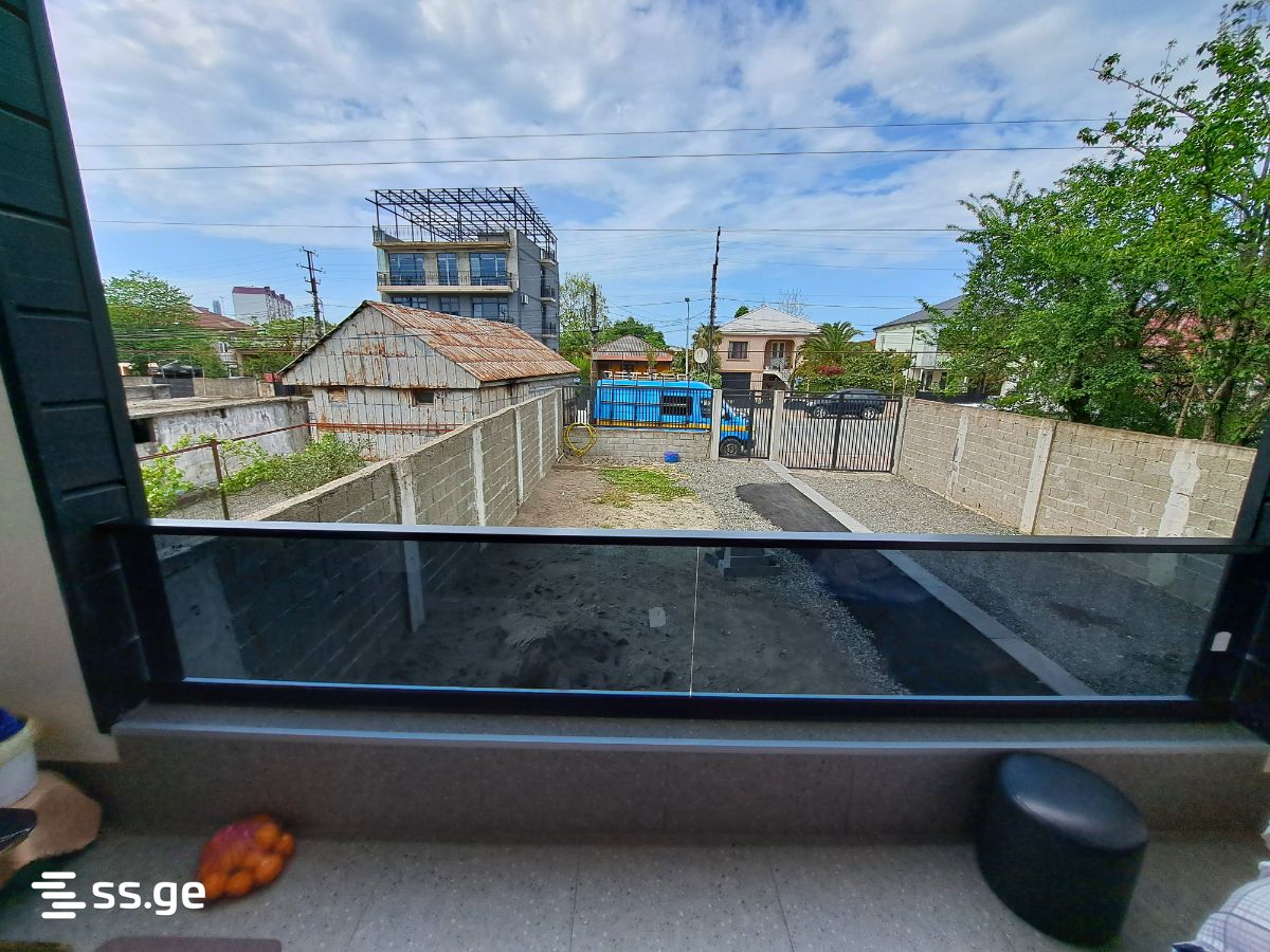 2 Room Private House For Rent. Batumi, 6 of 12