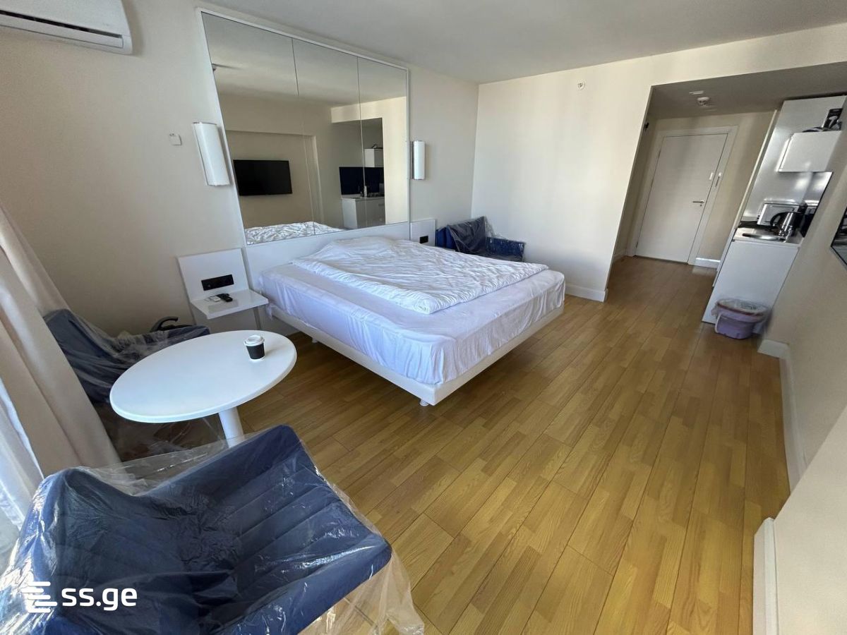 1 Room Hotel For Rent. Batumi view 4