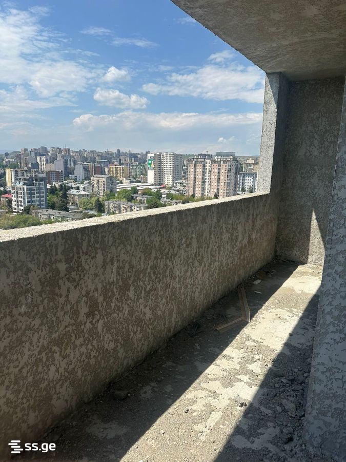 3 room Flat For Sale. Varketili – pohled 2
