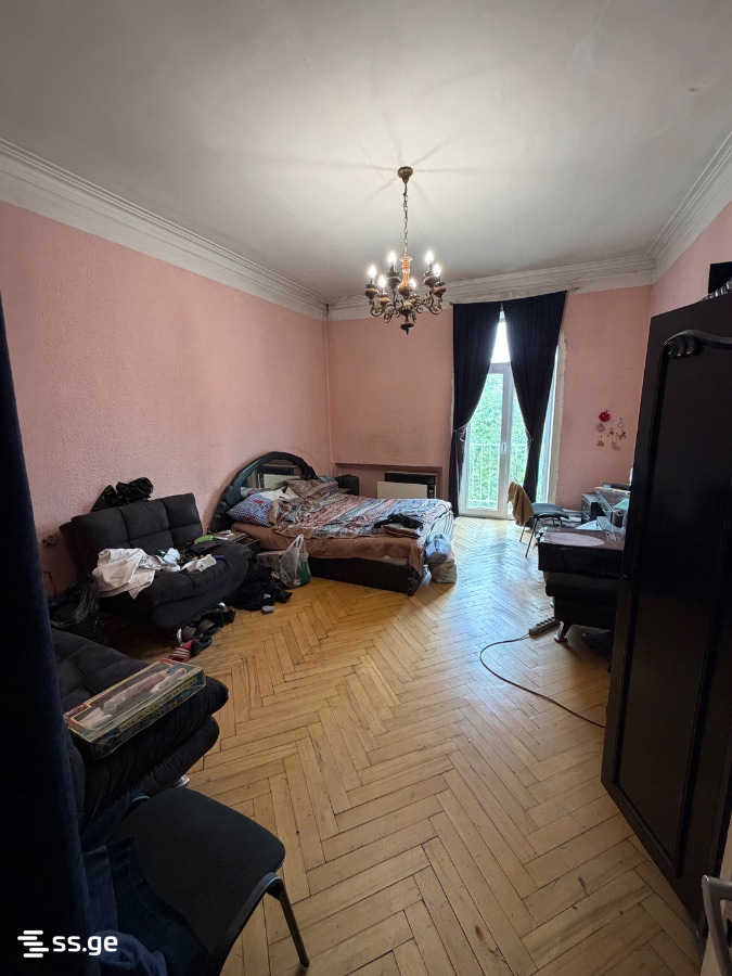 4 room Flat For Sale. Saburtalo - Aanzicht 2
