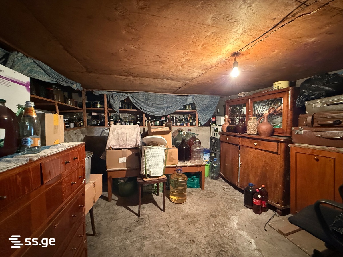 3 Room Private House For Sale view 8
