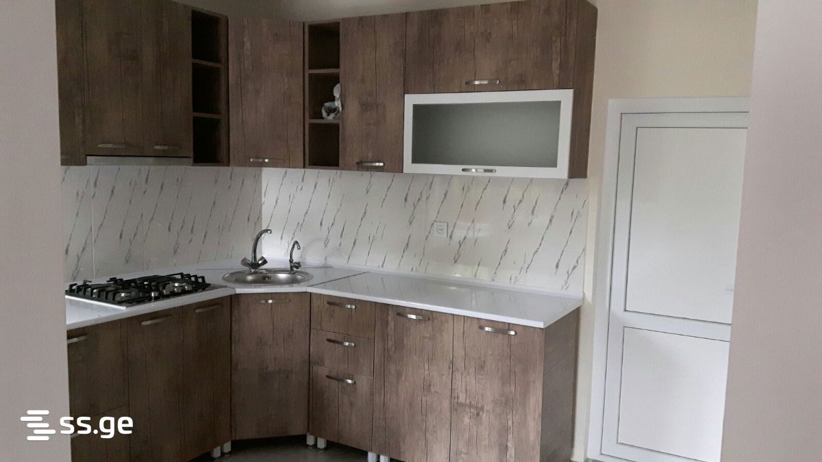 4 Room Private House For Sale view 12