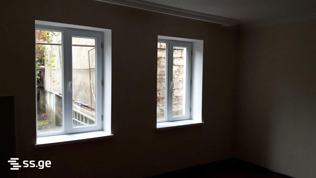 4 Room Private House For Sale view 3