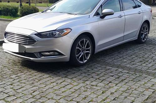 auto similar image