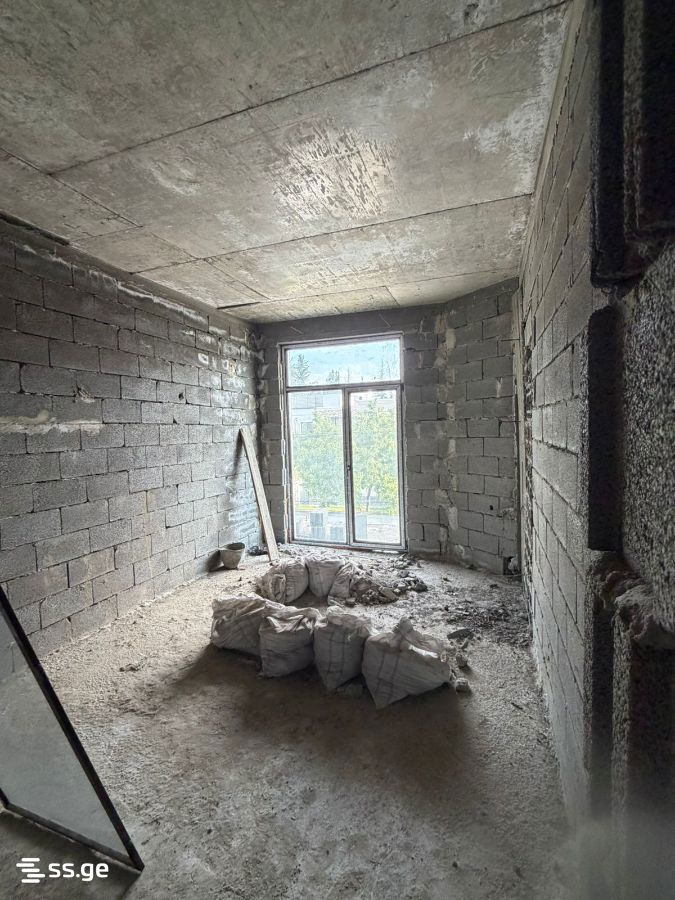 8 Room Private House For Sale view 10