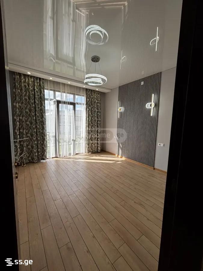 5 Room Private House For Sale view 8