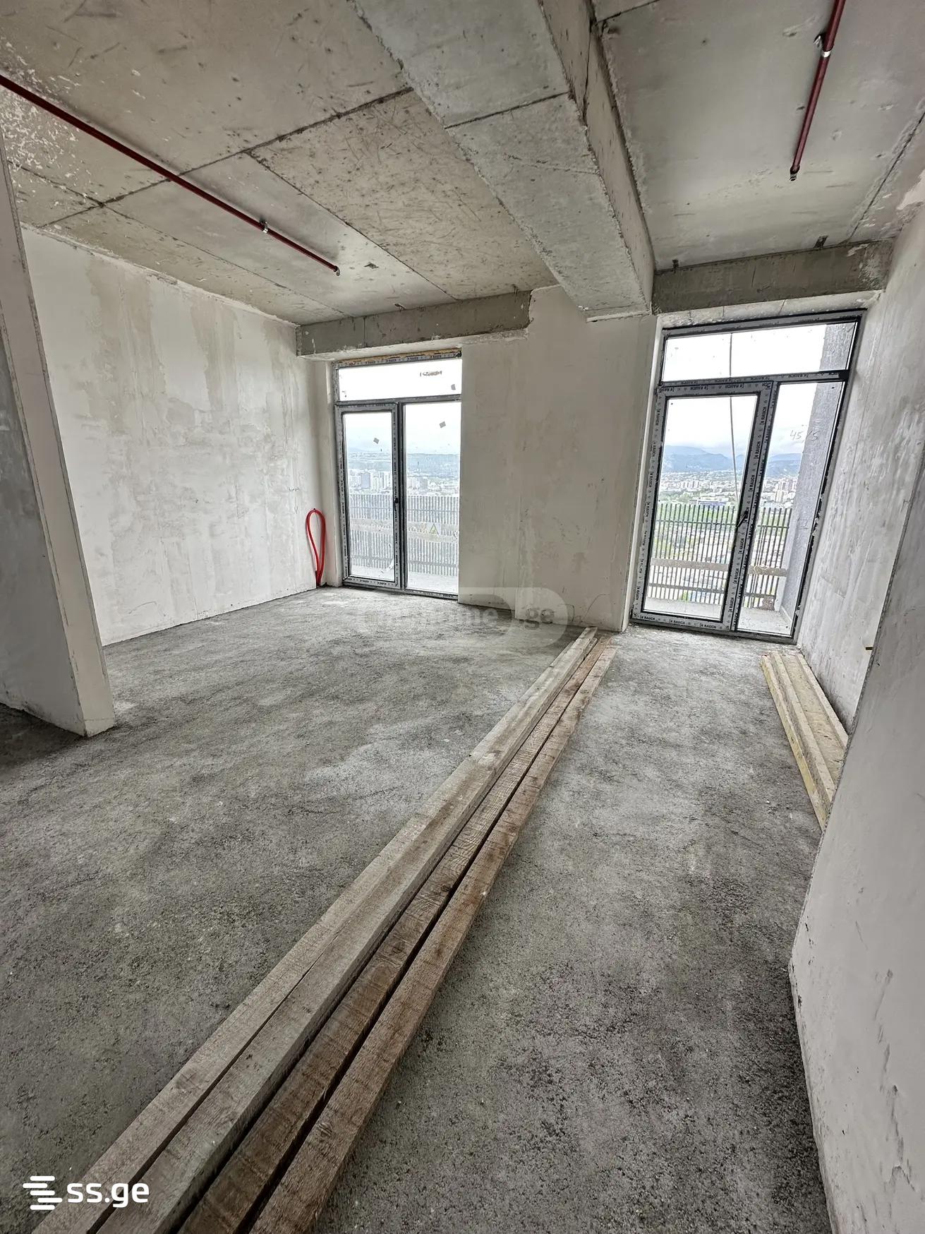 3 Room Flat For Sale, 2 of 4