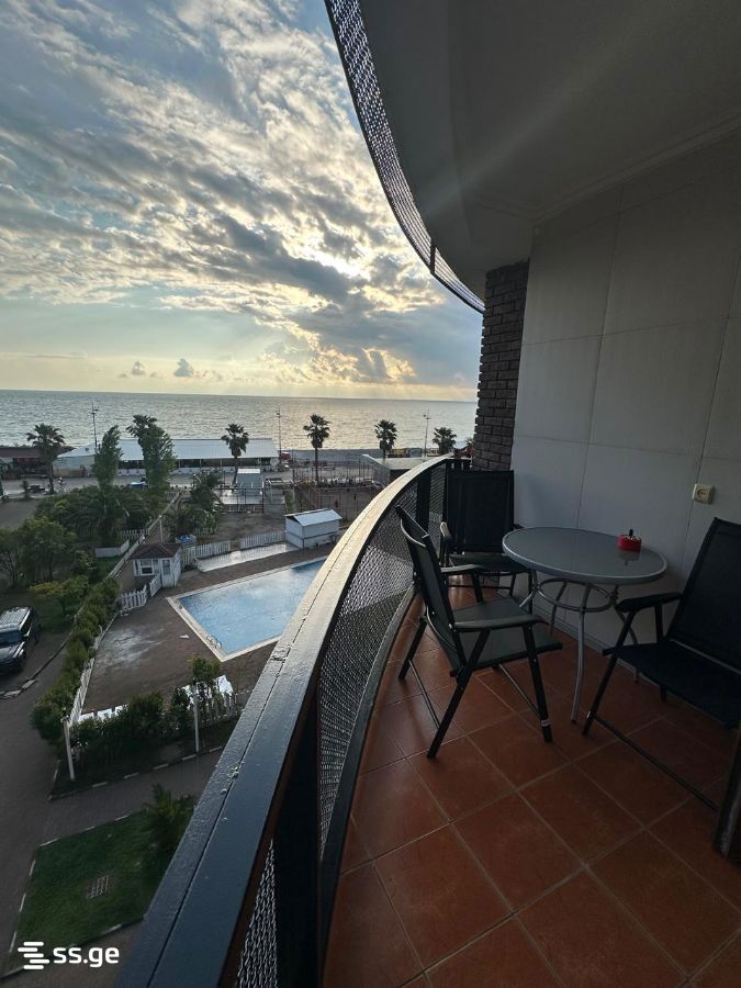 3 Room Flat For Sale view 1
