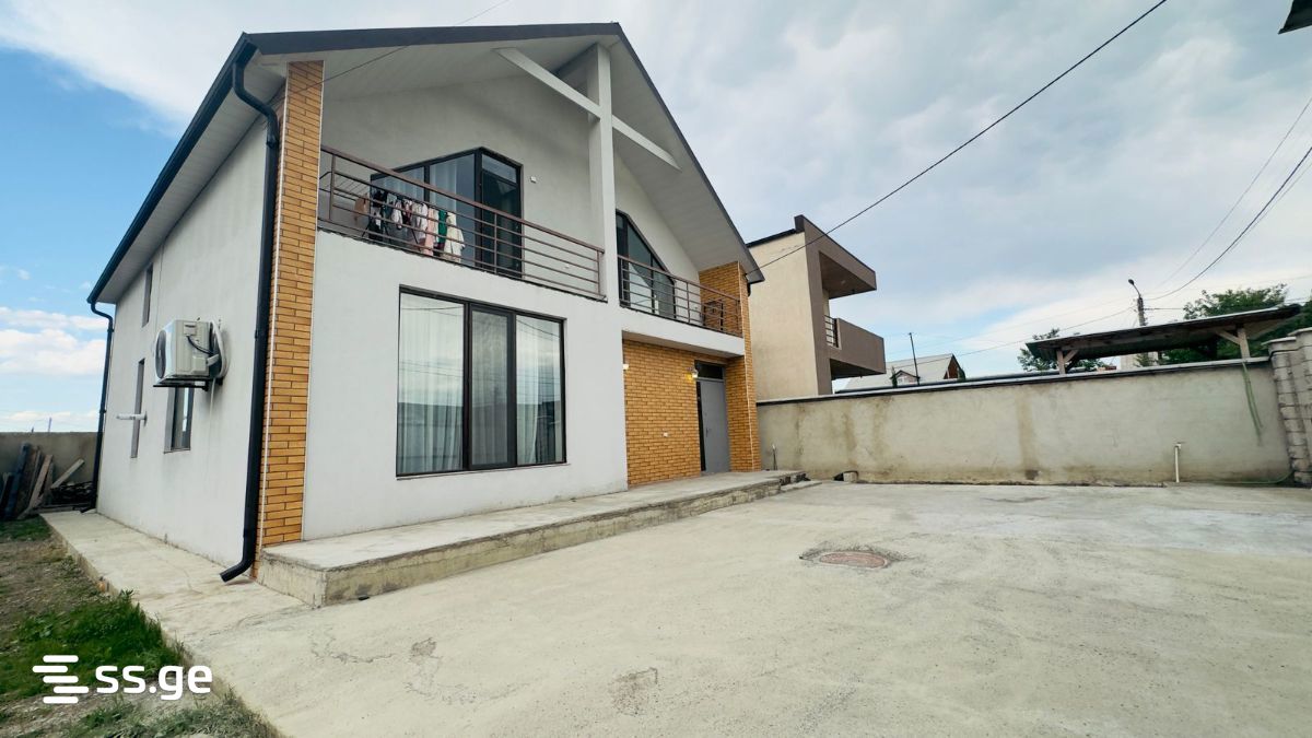 6 Room Private House For Sale, 2 of 4