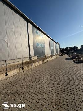 Store-Industrial Property For Rent. Lilo view 6