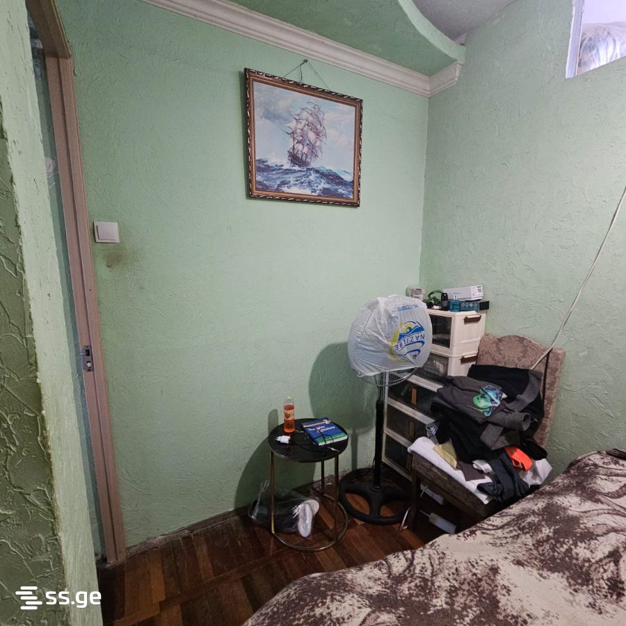 3 Room Flat For Sale view 3