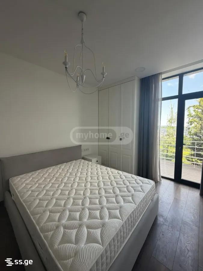 7 Room Private House For Rent. Lisi Lake, 8 of 12
