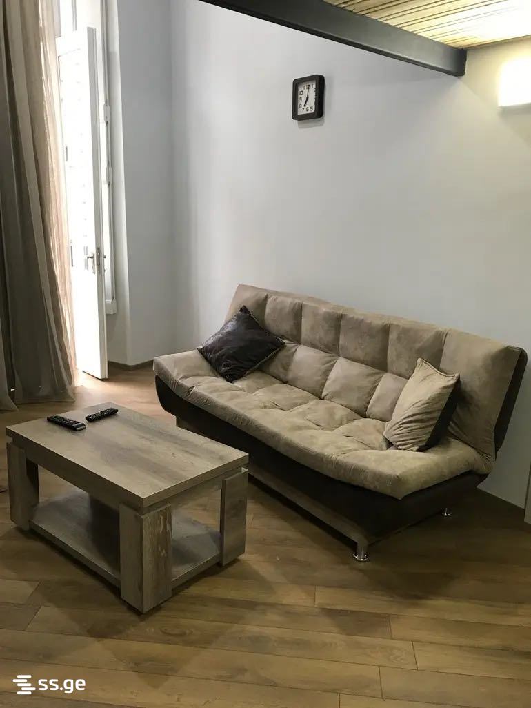 2 Room Flat For Sale, 1 of 4