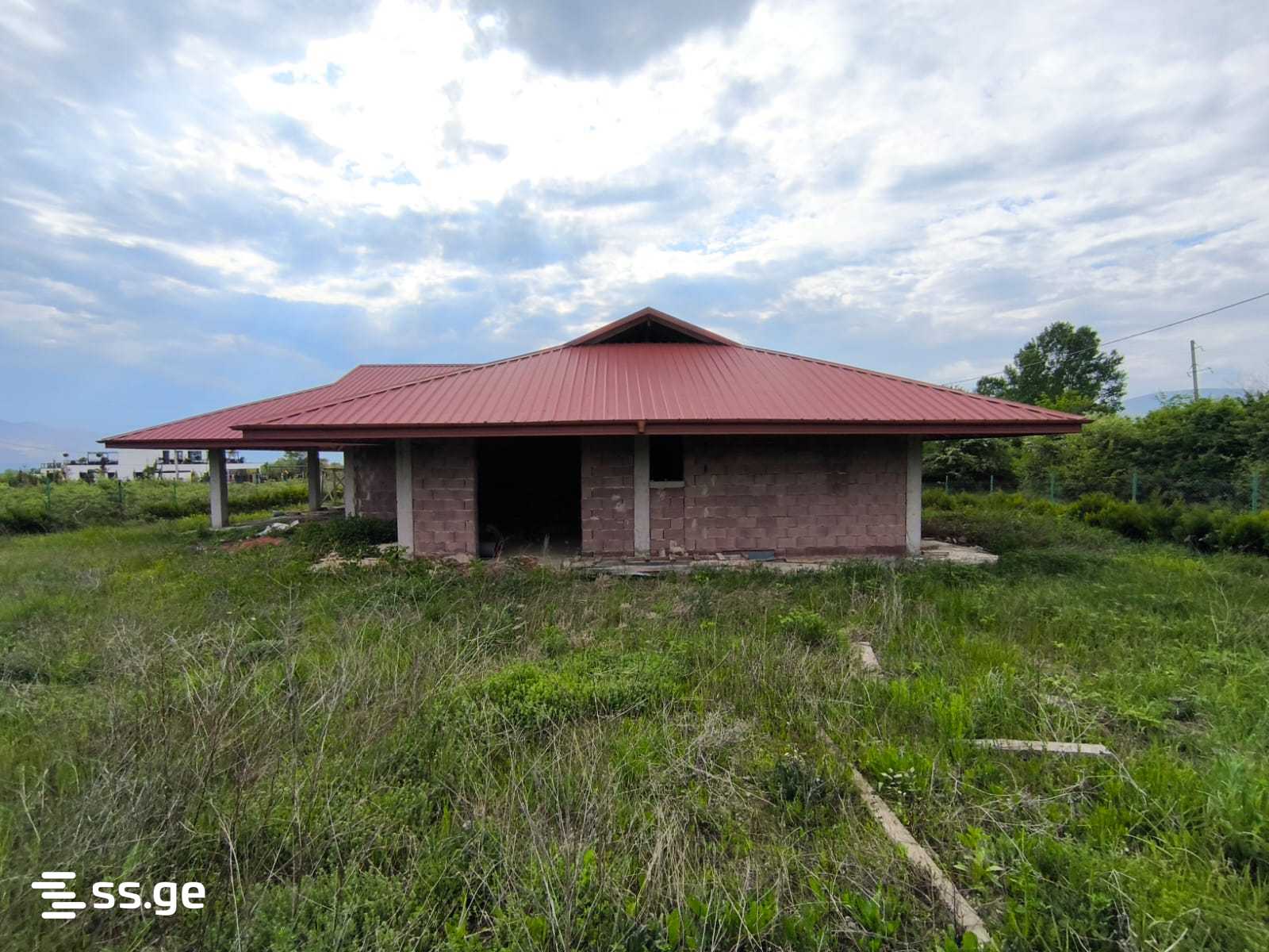 5 Room Private House For Sale view 3