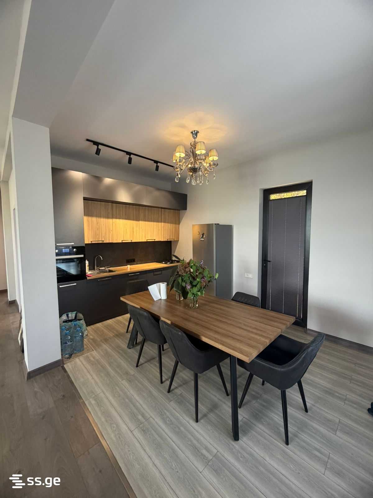 4 Room Private House For Sale view 2