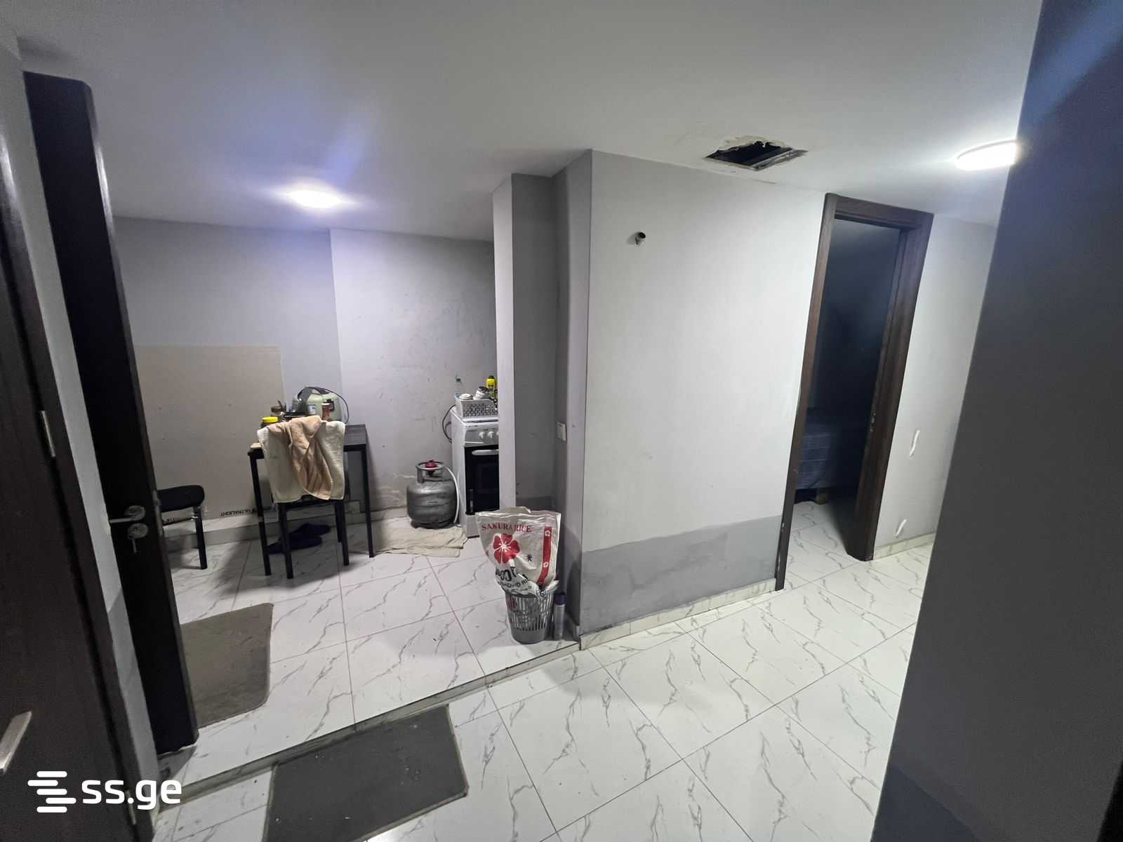 Commercial Space For Rent. Batumi, 4 of 11