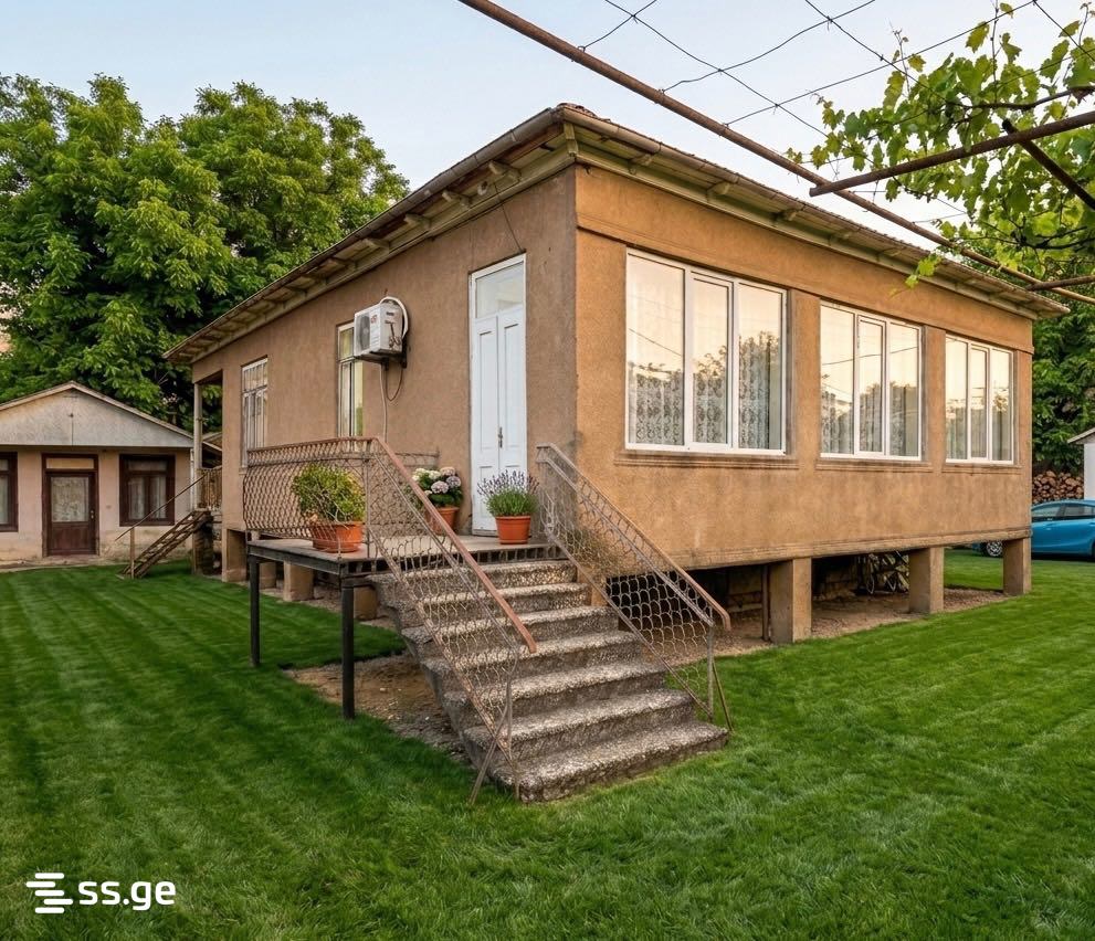 5 Room Private House For Sale view 2