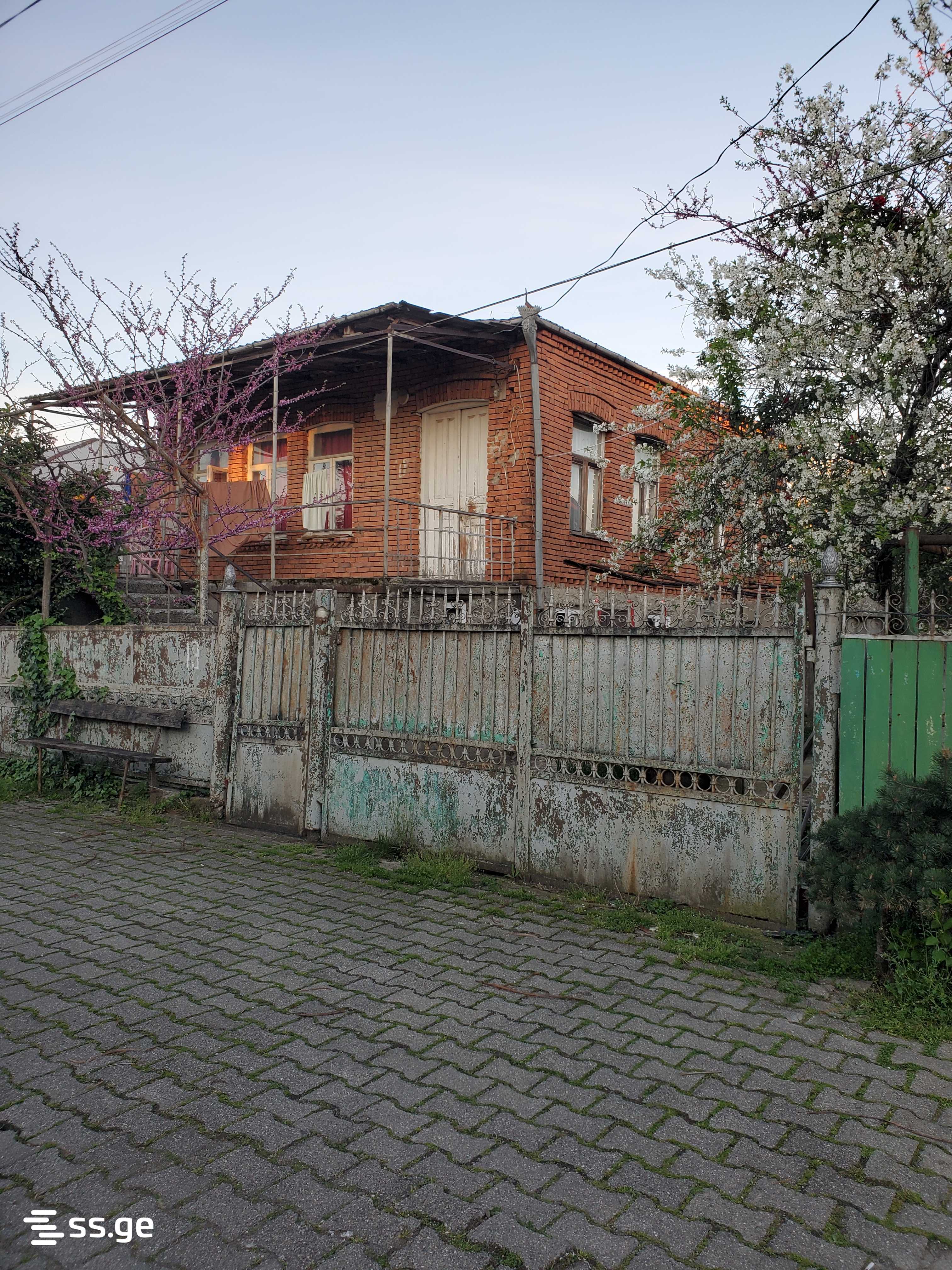 6 Room Private House For Sale view 5