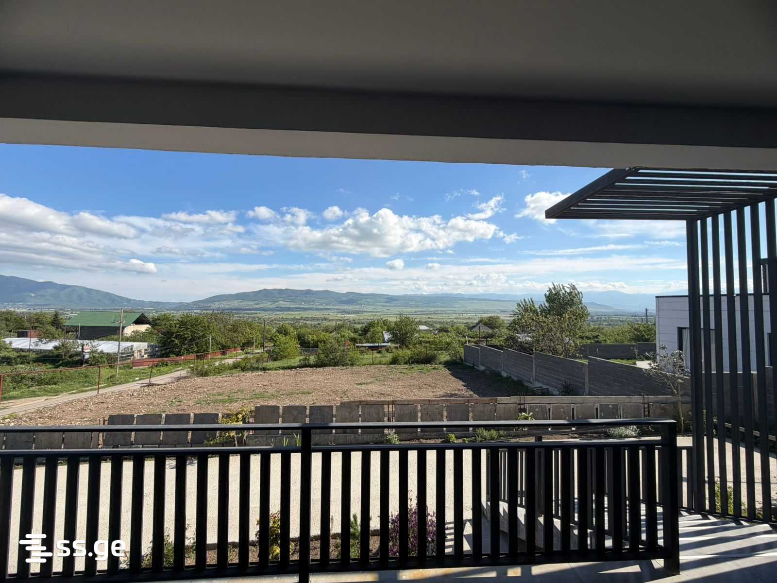 4 Room Private House For Sale view 14