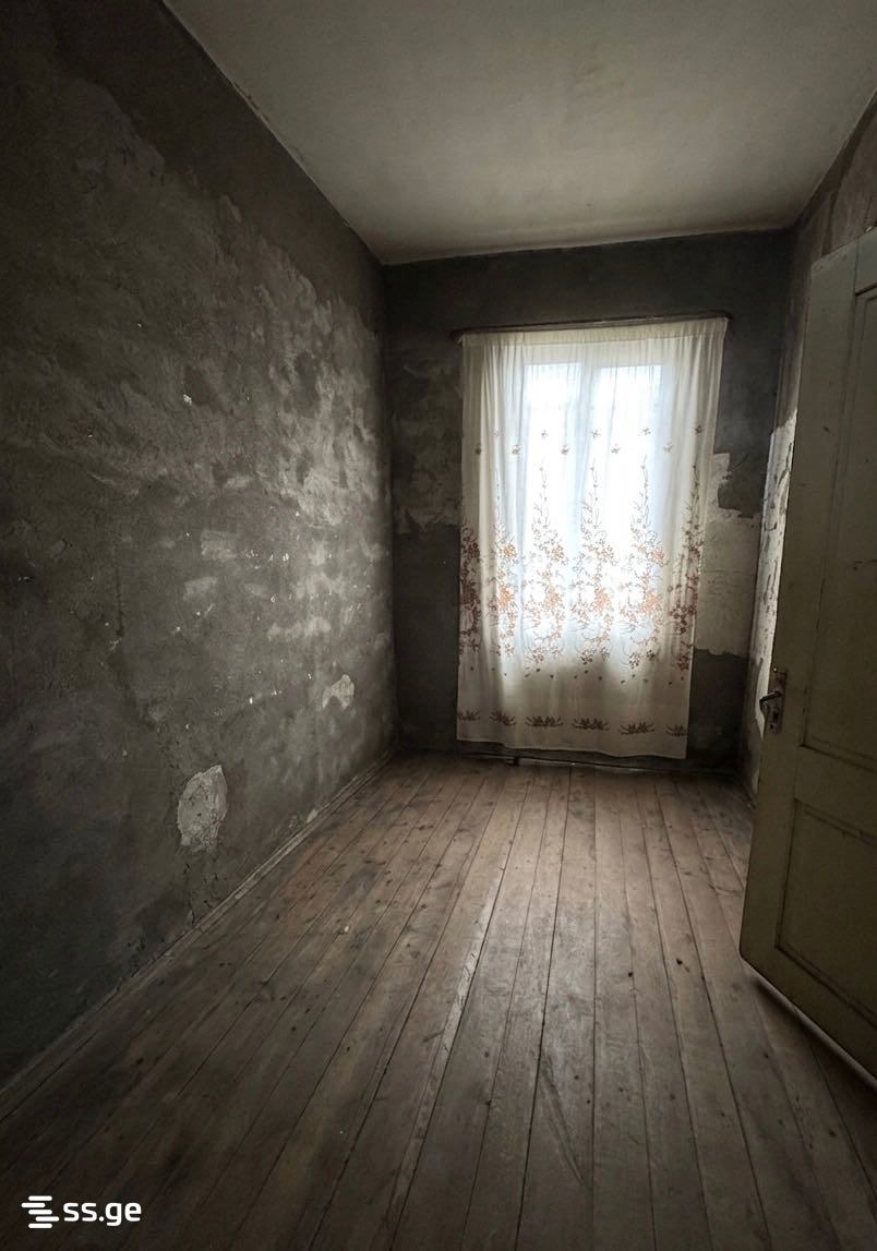 5 Room Private House For Sale view 11