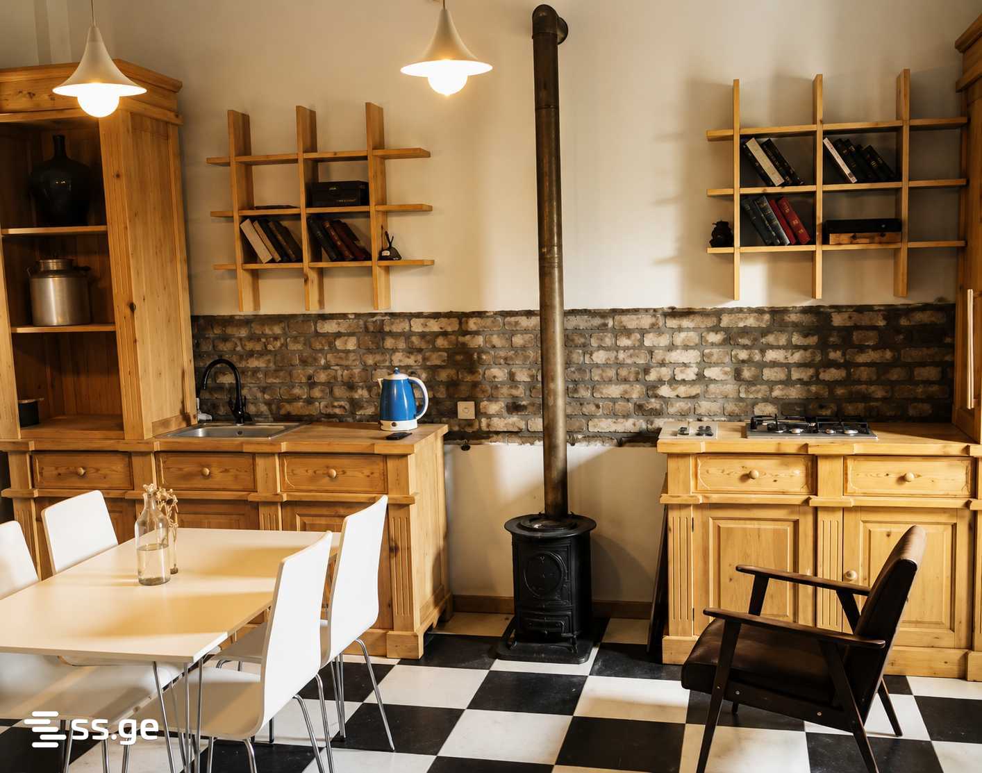 2 Room Summer Cottage Daily Rent. Saguramo, 1 of 9