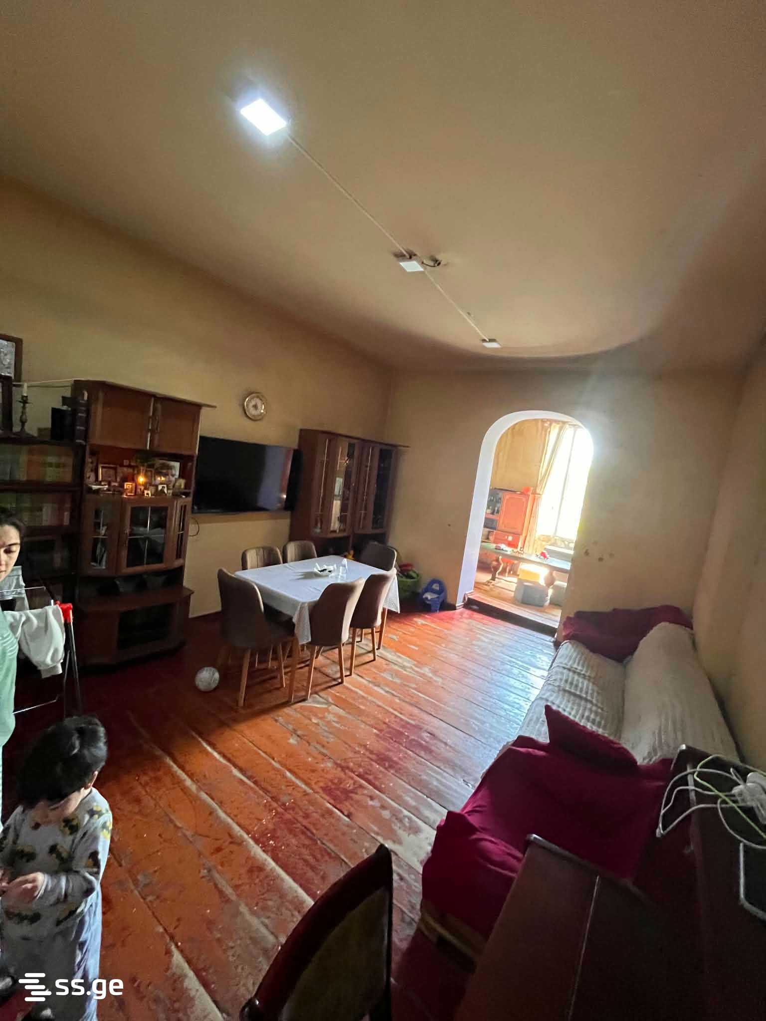 4 Room Flat For Sale, 3 of 4