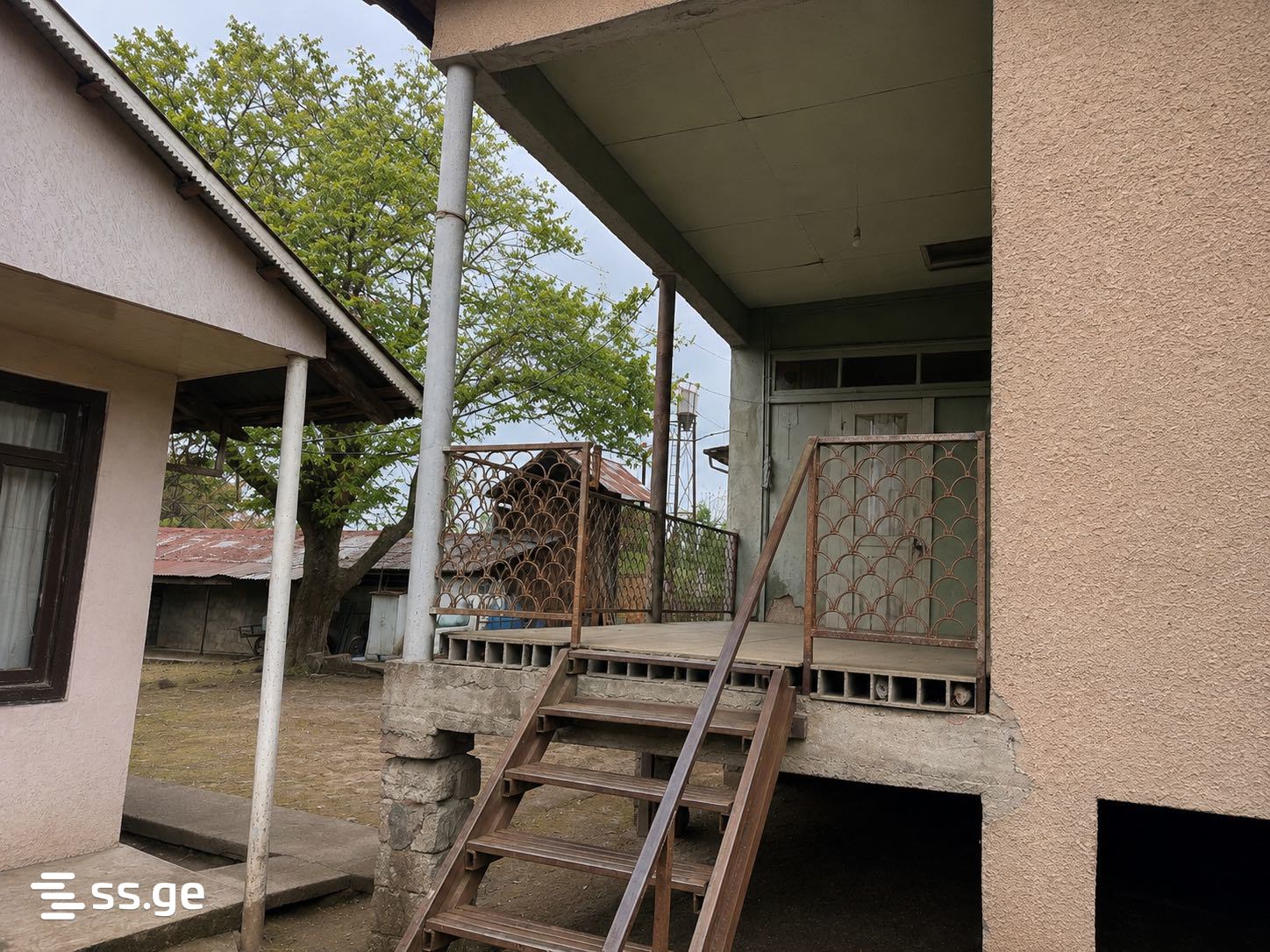5 Room Private House For Sale view 6