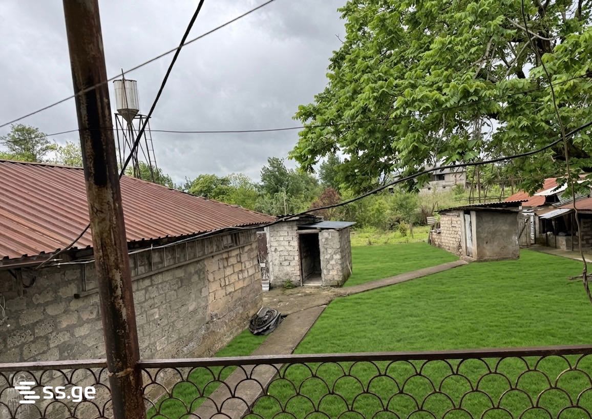 5 Room Private House For Sale view 4