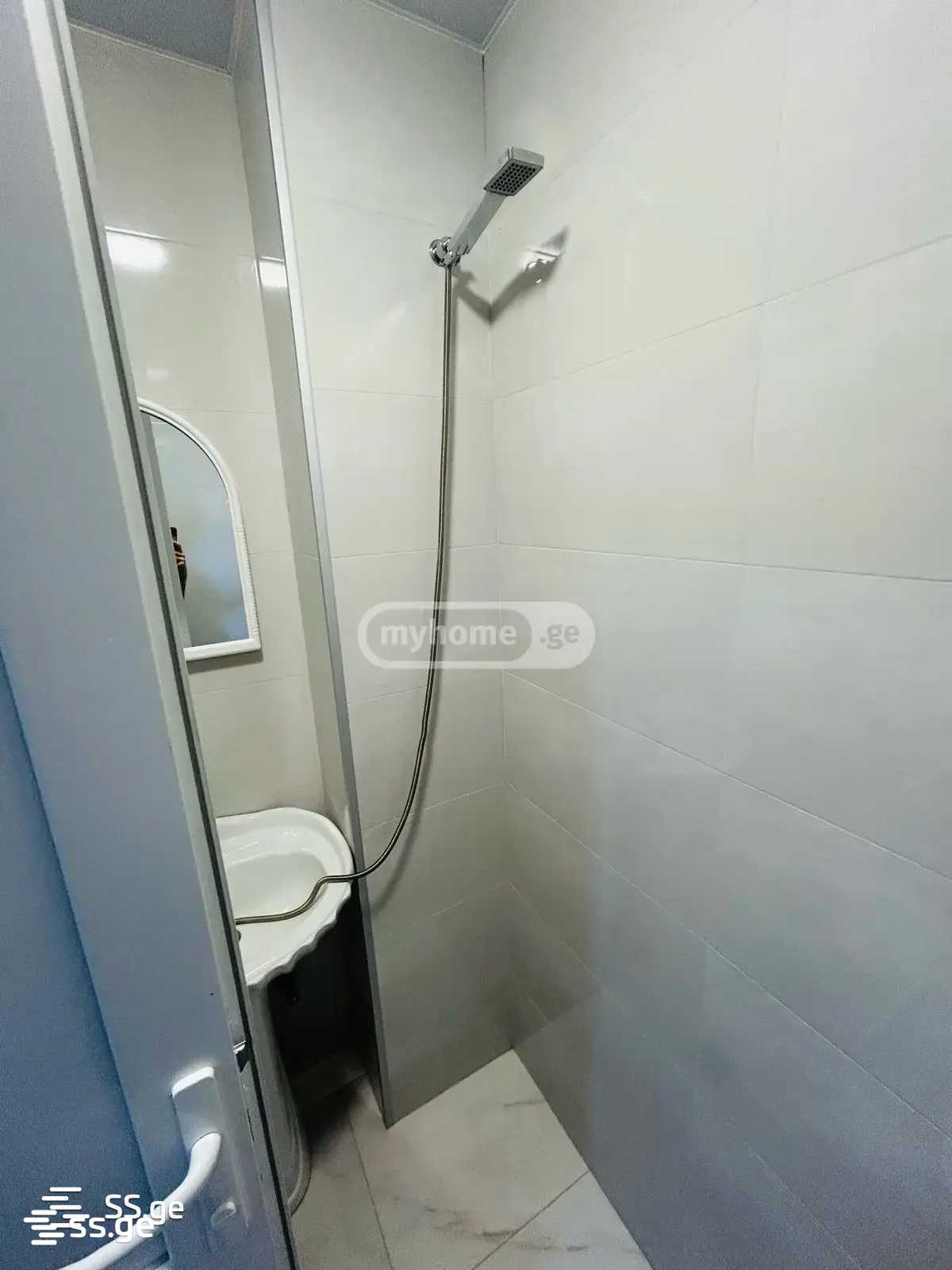 1 Room Flat Daily Rent. Tsikhisdziri view 5