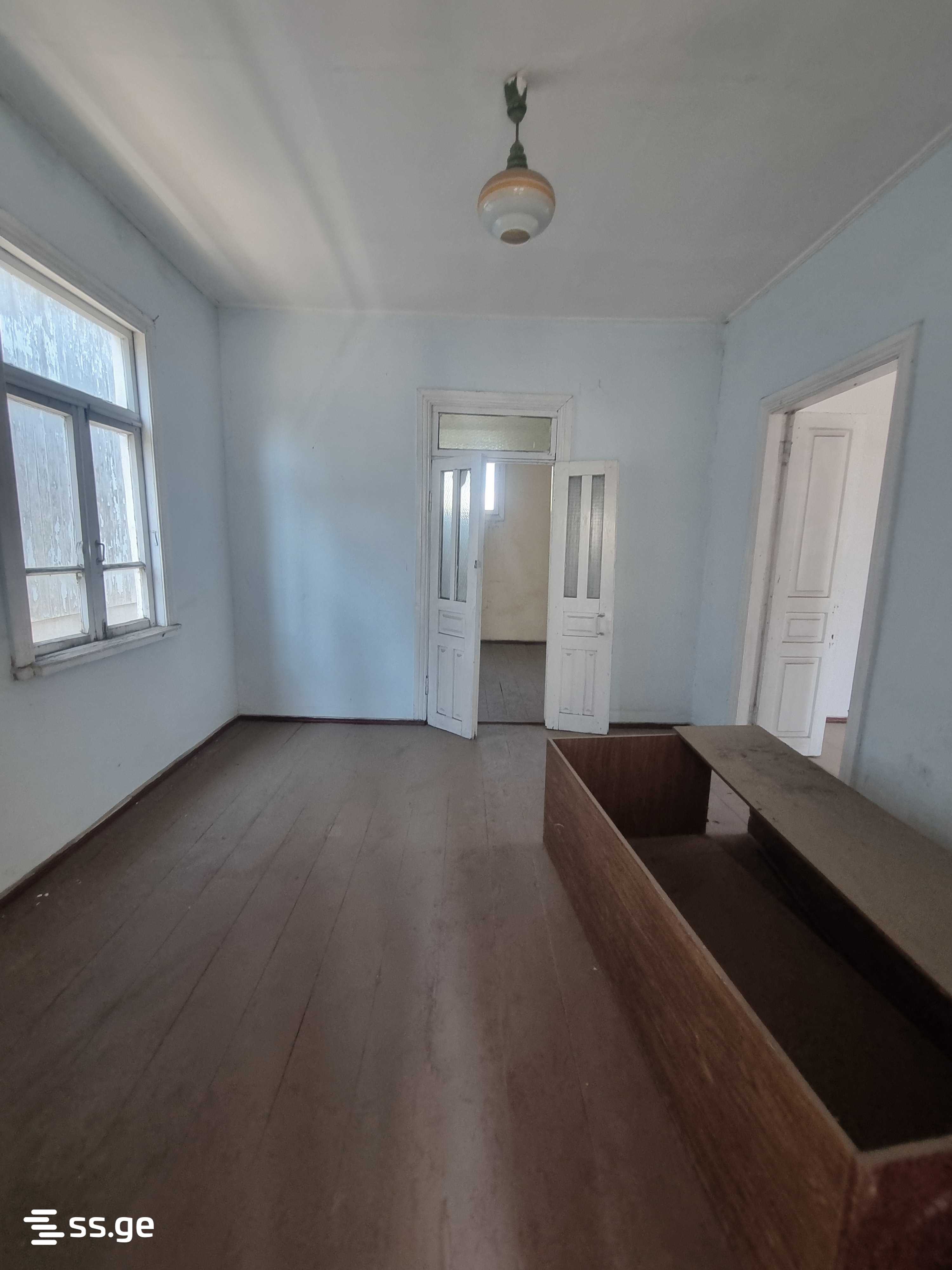 5 Room Private House For Sale view 9