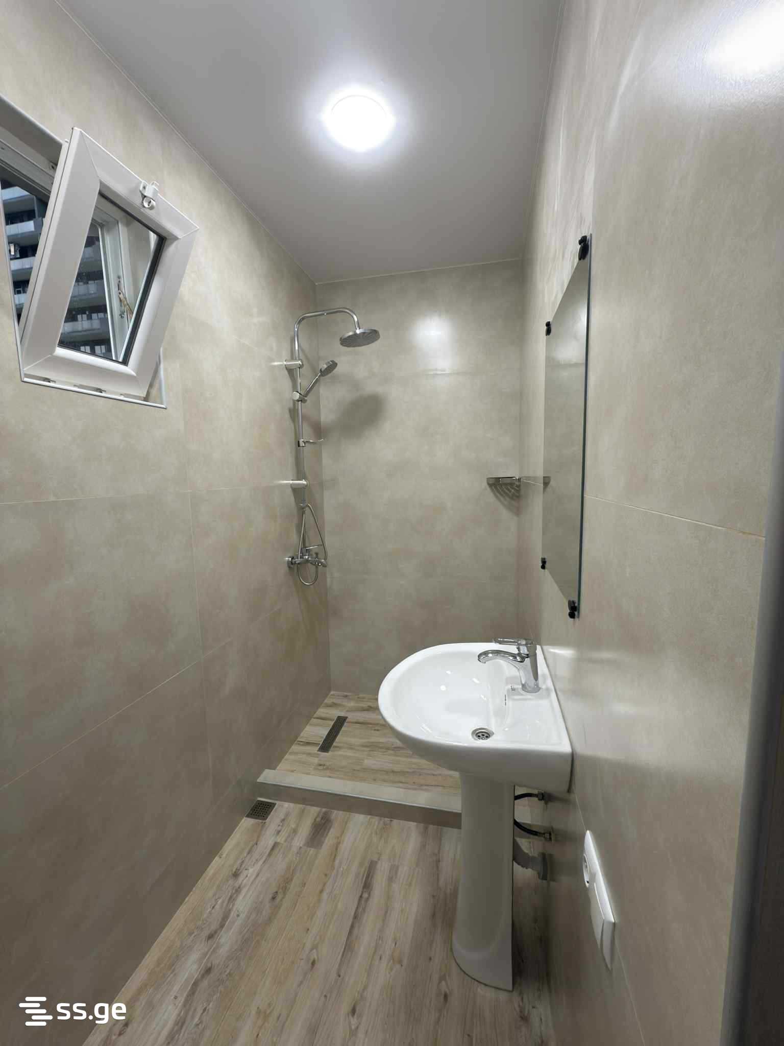 9 Room Private House For Rent. Chaqvi view 1