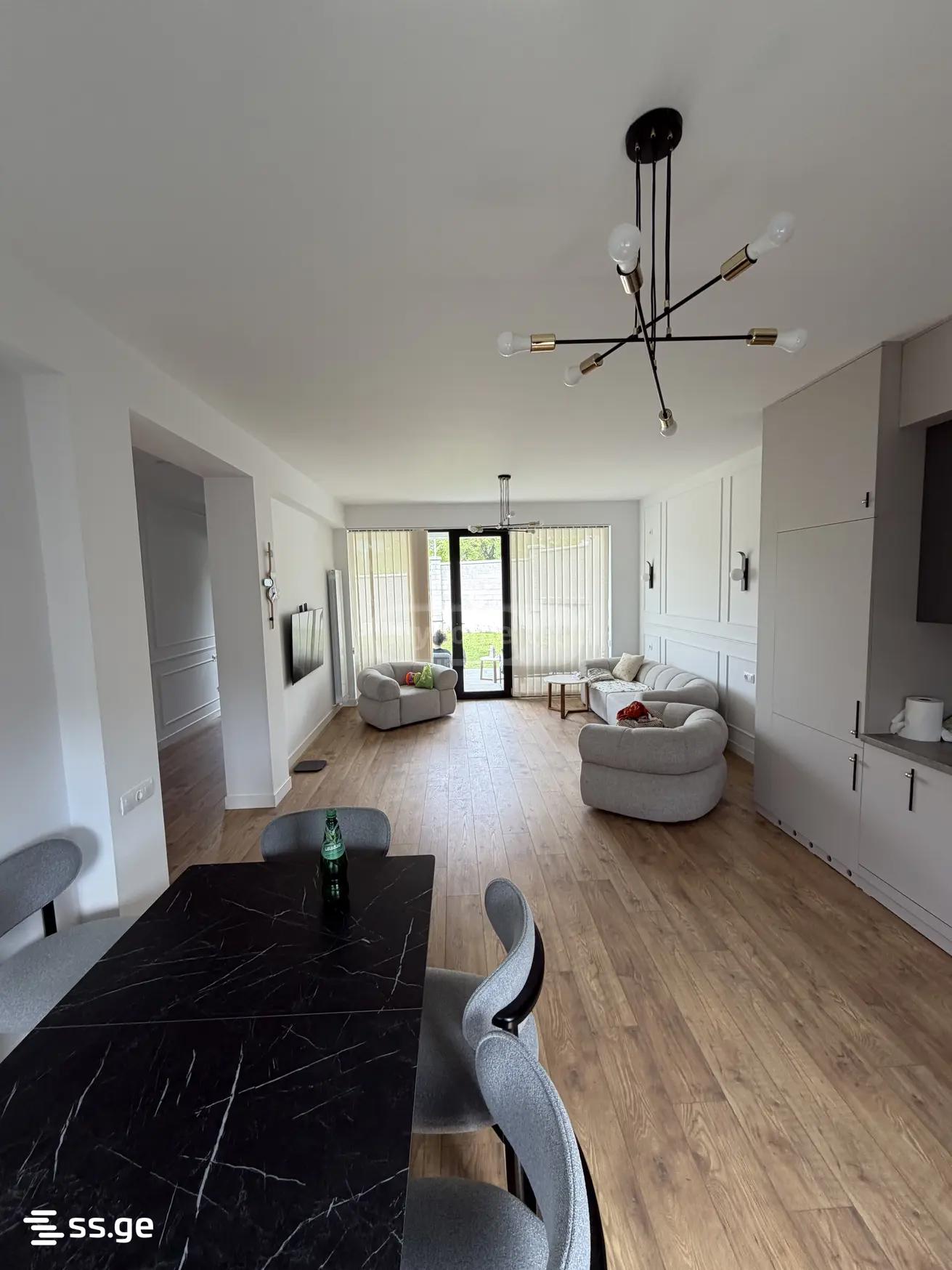 6 Room Summer Cottage For Sale view 4