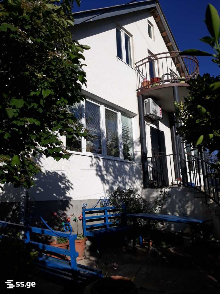 9 Room Private House For Sale view 6