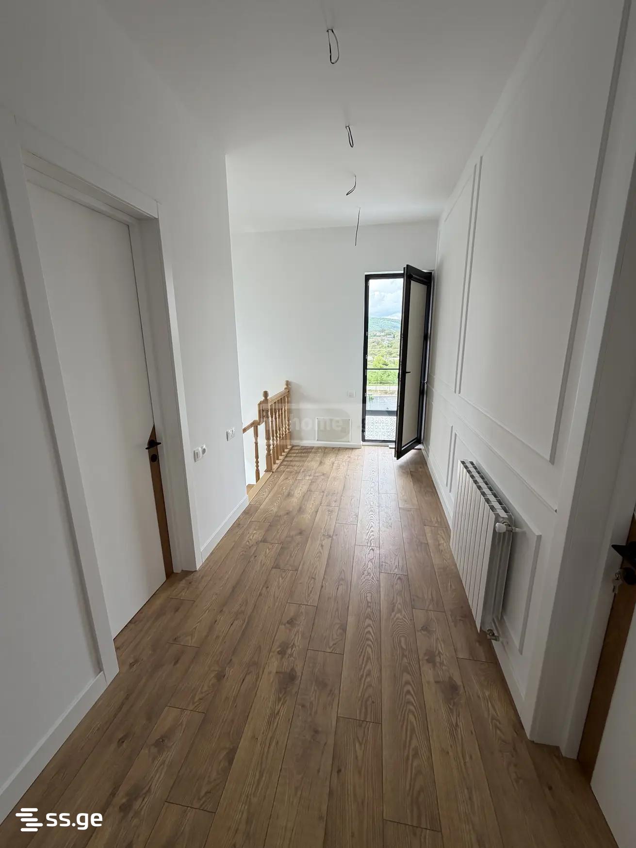 6 Room Summer Cottage For Sale view 2