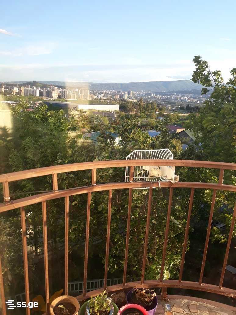 9 Room Private House For Sale view 7