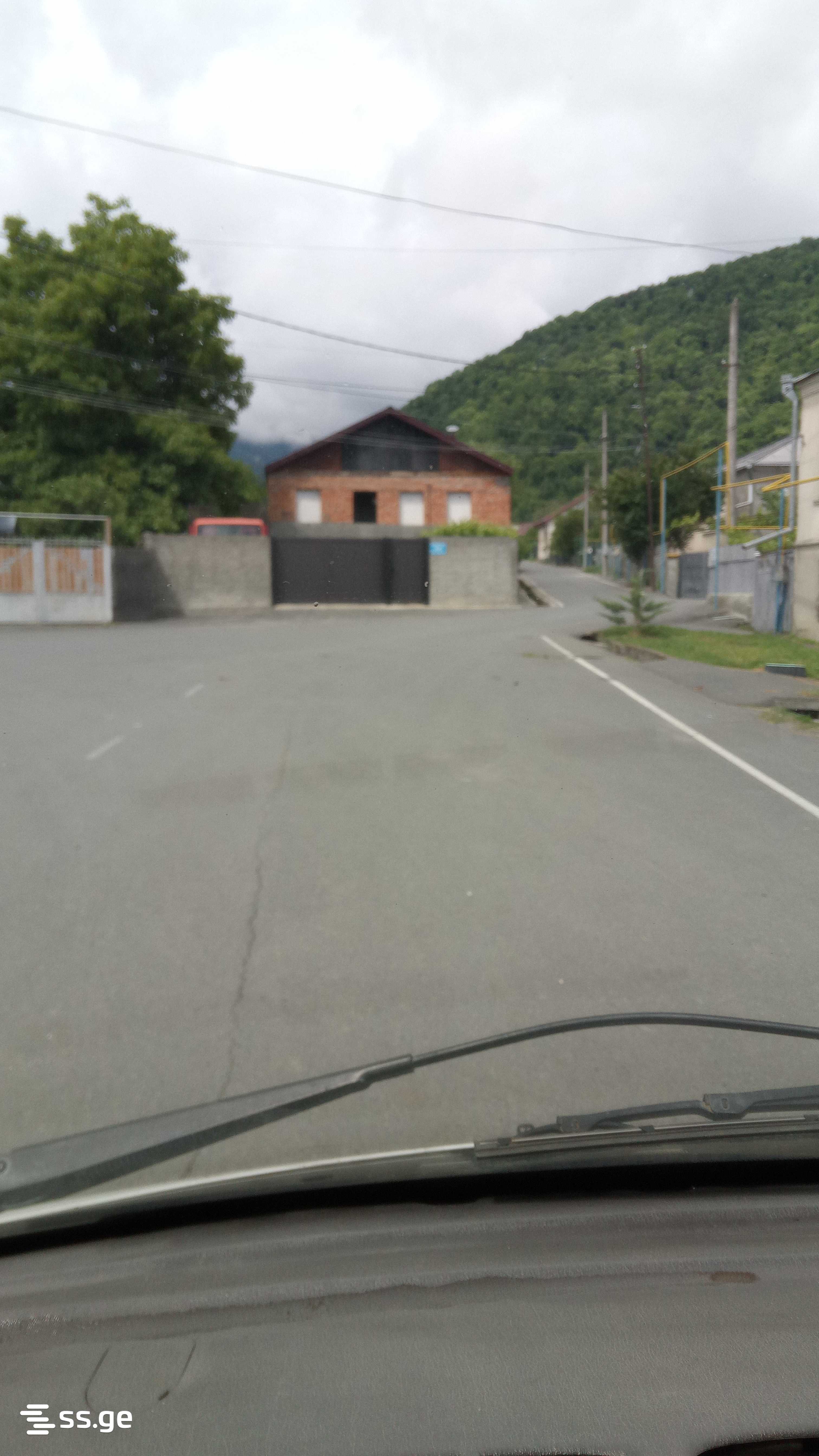 8 Room Private House For Sale view 4