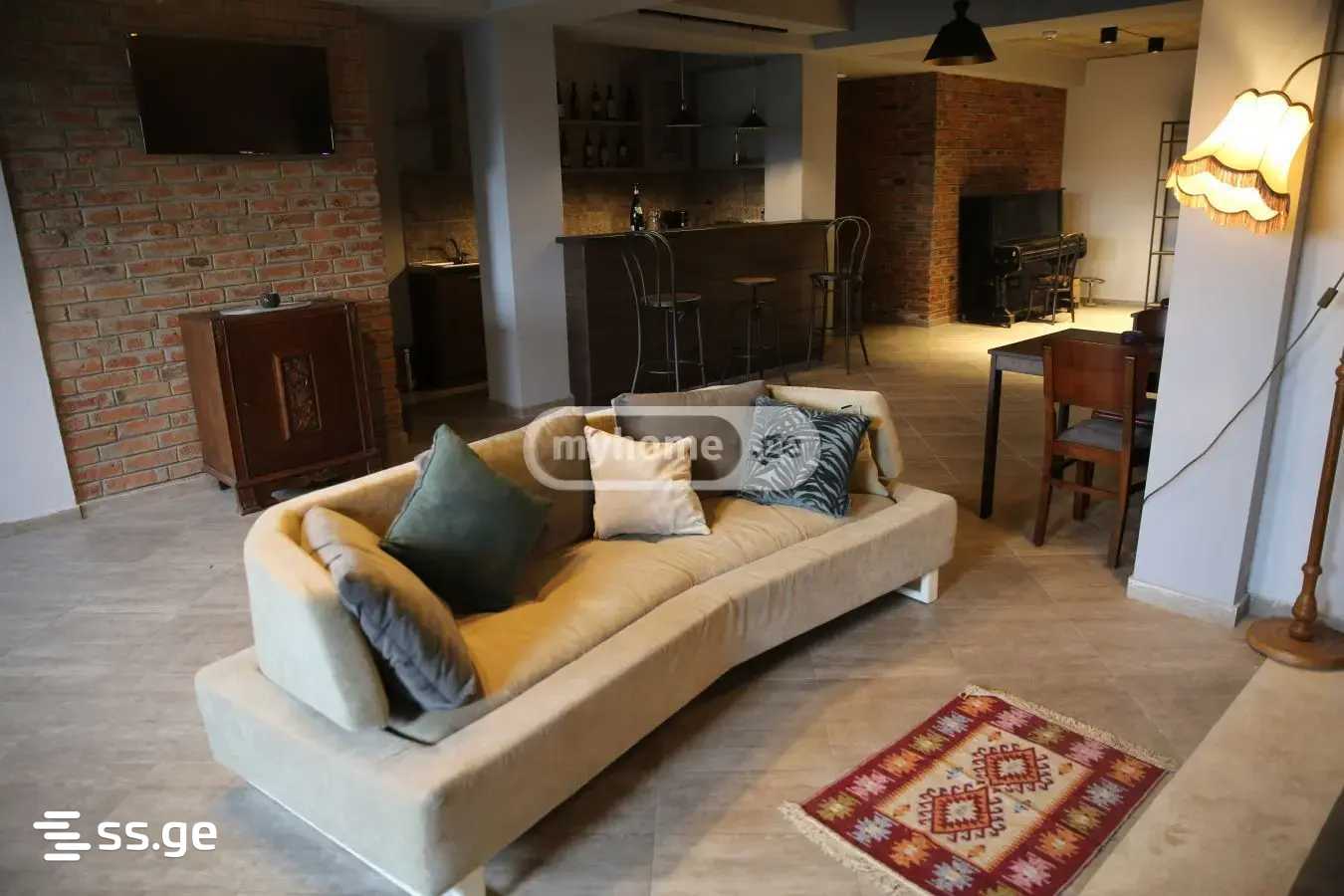 6 Room Private House For Rent. Didube view 15