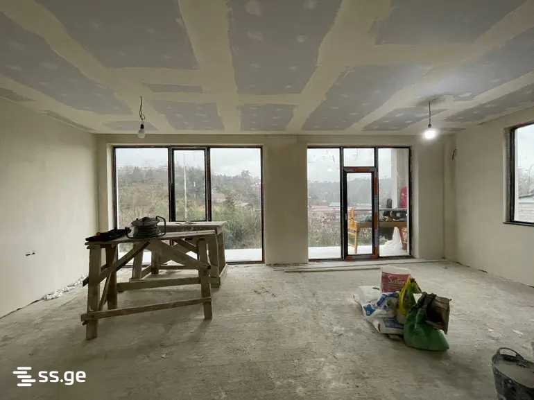 4 Room Private House For Sale view 8