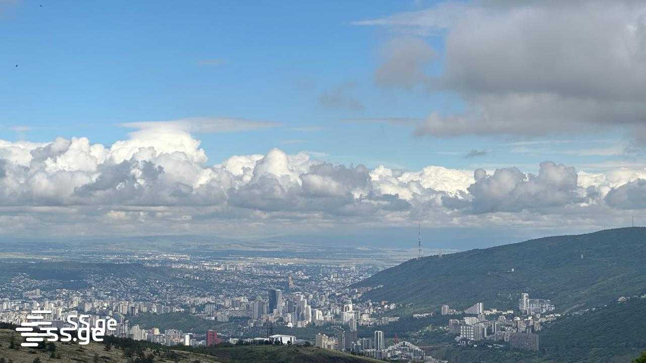 იყიდება 6-ოთახი კერძო სახლი view 14
