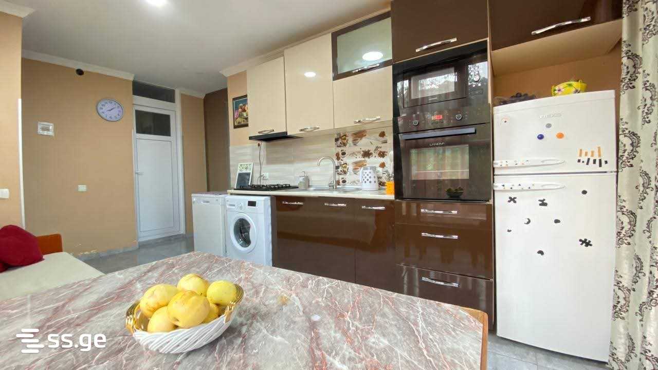 5 Room Private House Daily Rent. Kutaisi view 3