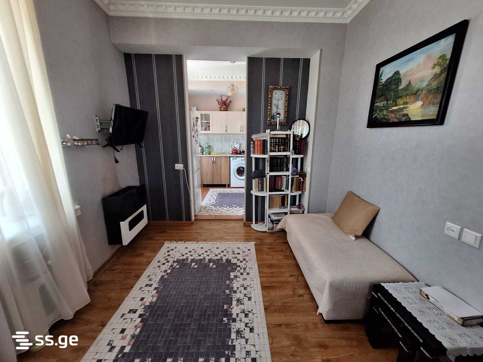 3 Room Flat For Sale view 6