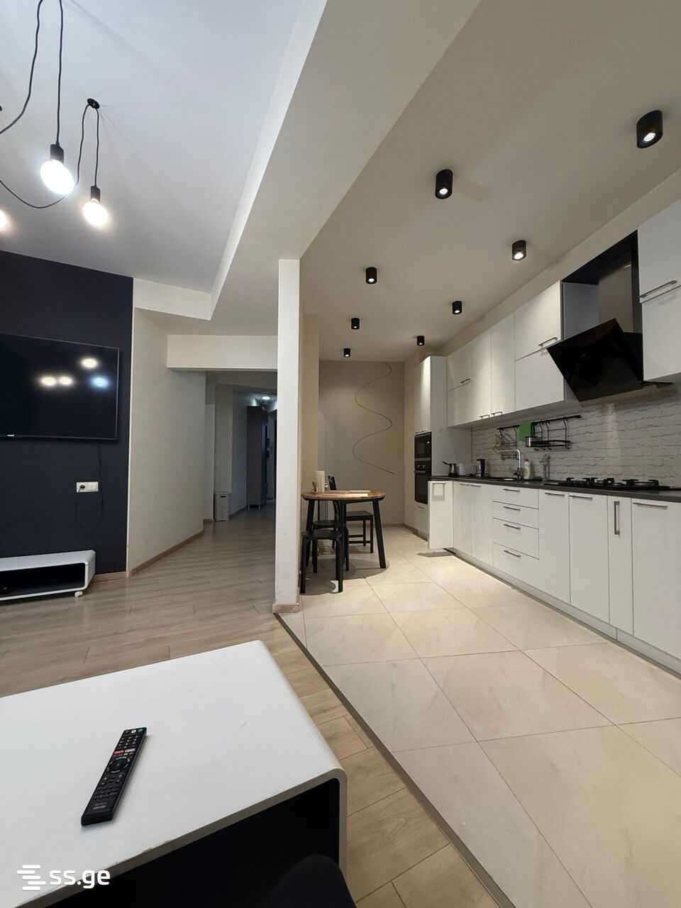 3 room Flat For Sale. Vake – pohled 2
